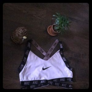 ✨Rare Nike bra!